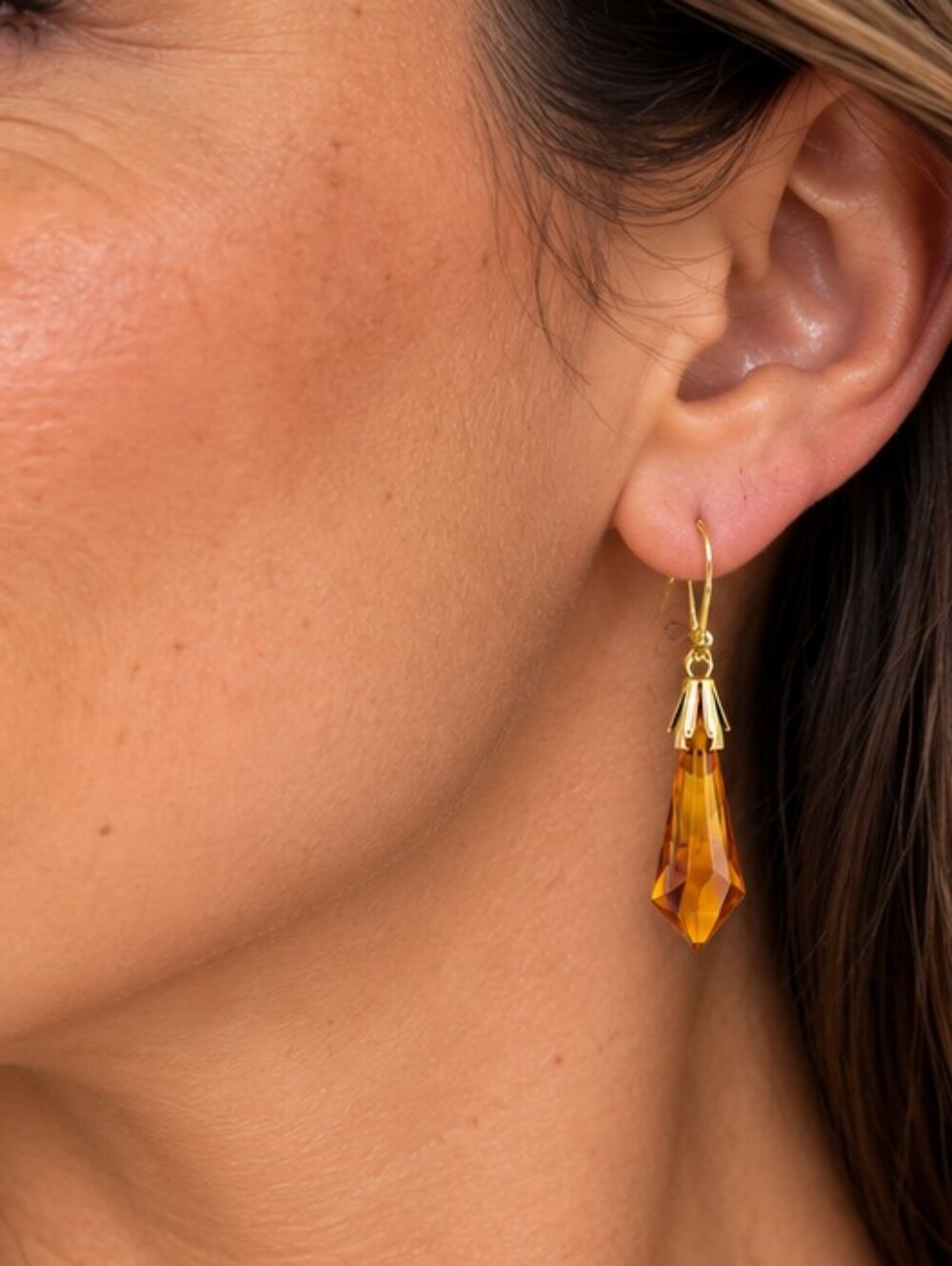 💎 Amber Brown Faceted Dangle Earrings Gold Tone Geometric Drop EUC